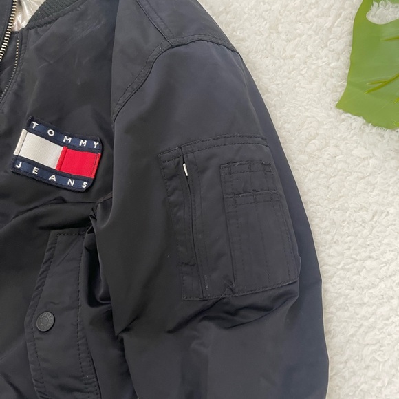 RARE Tommy Jeans 90s Insulated Bomber Jacket - Picture 5 of 9